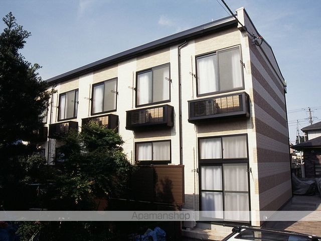 レオパレス千手の玄関写真