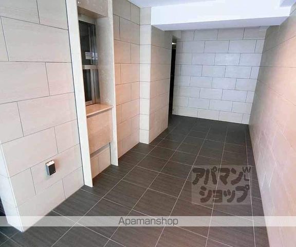 アスヴェル京都西大路御池の玄関写真