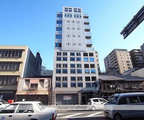 ヴァン四条大宮の外観写真
