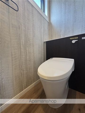 豊見城市 2階建 築8年の内装写真