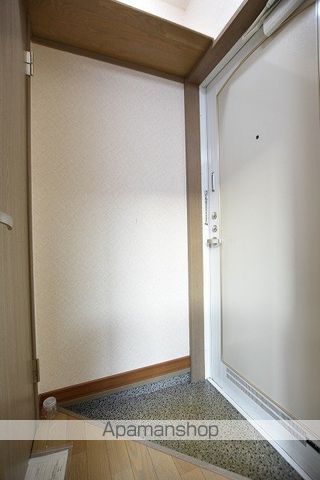 シャネル麻生参番館の内装写真
