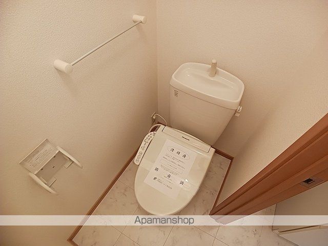 メゾン ド シャテーヌ IIIの内装写真