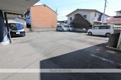 ピカデリーサーカス７ラックⅡ[2DK/46.7m2]の駐車場1