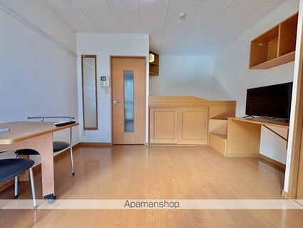 レオパレススマイル[1K/23.18m2]のリビング・居間1