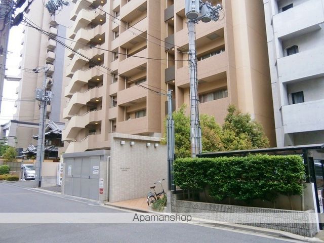 ドゥーエ江坂Iの外観写真