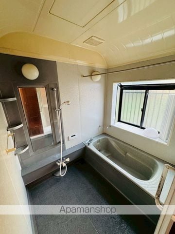 重留戸建ての内装写真