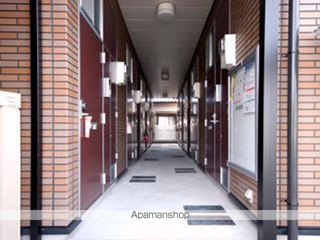 レオパレスTN壱番館の玄関写真