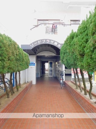 リードプラザ清水[2DK/40m2]のエントランス