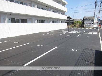 Ｃｏｚｙ　Ｃｏｕｒｔ　Ｖ[1LDK/50.76m2]の駐車場