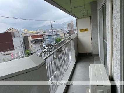 ヴィラ・アンソレイエ鶴市[2LDK/53.5m2]のバルコニー