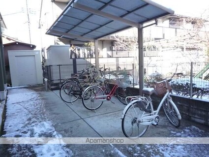 サクラアヴェニュー[1K/29.7m2]の駐車場