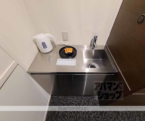バウハウス富小路三条の内装写真