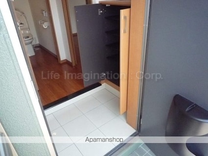 ティンカーベル[2LDK/47.37m2]の玄関