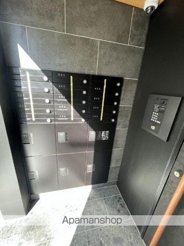 レピュア池袋本町レジデンスの玄関写真