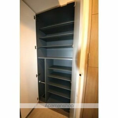 ワールドアイ名古屋城北の内装写真