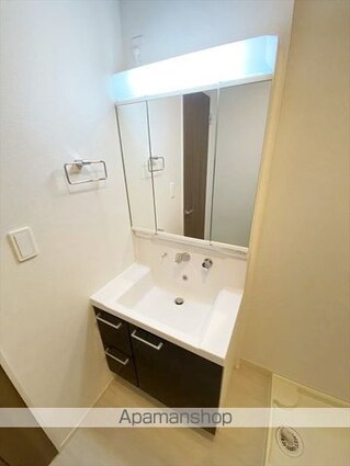 フォレスト　Ｂ[1LDK/50.01m2]の洗面所