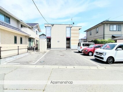 レオパレスゆめの実[1K/23.18m2]の駐車場2