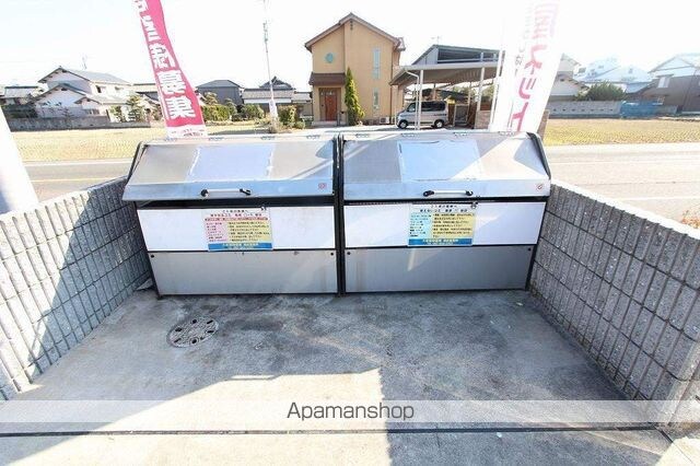 パストラル川部Ｃ[2LDK/57.22m2]のエントランス