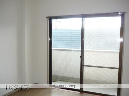 レジデンス９２３長地[1K/19.4m2]のリビング・居間