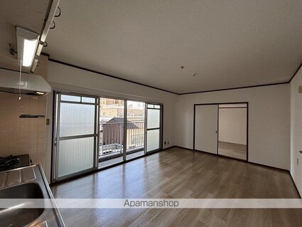 広島県広島市西区三篠町３丁目[2LDK/60m2]のリビング・居間