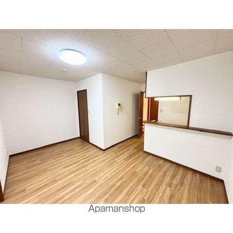 アンプルール 茶谷の内装写真