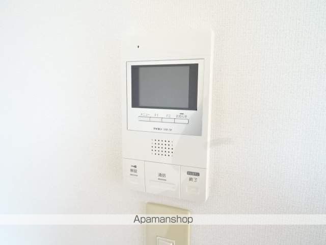 アラモードIIの内装写真