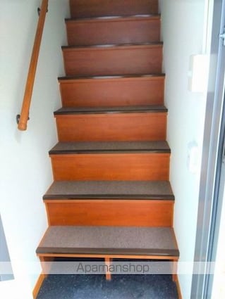 レオパレスハーヴェスト湖北[1K/26.08m2]の玄関