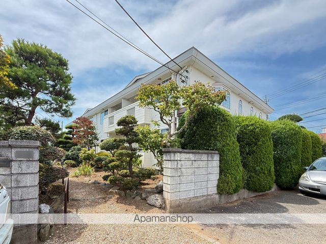 ビラ根岸の外観写真