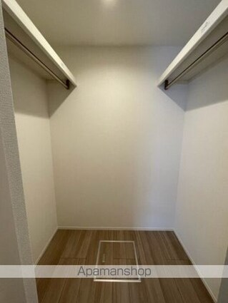 ＣＡＳＡニックスＩＩＩ[1LDK/40.66m2]の収納