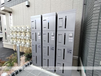 リヴェール中御所　Ｃ[1DK/30.05m2]の外観5