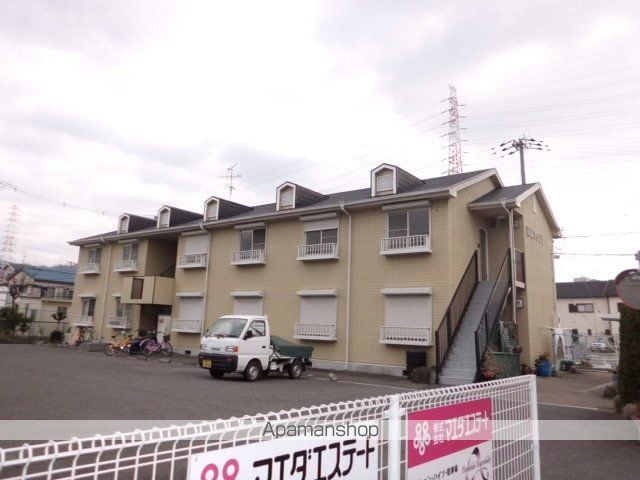 西岡ハイツIの外観写真
