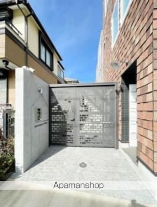 東京都世田谷区松原４丁目[1R/15.05m2]のエントランス