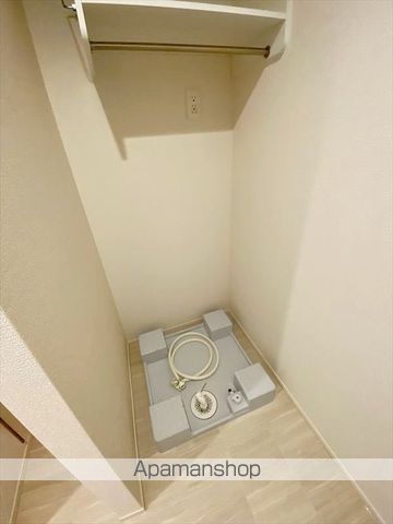 LUVERIAの内装写真