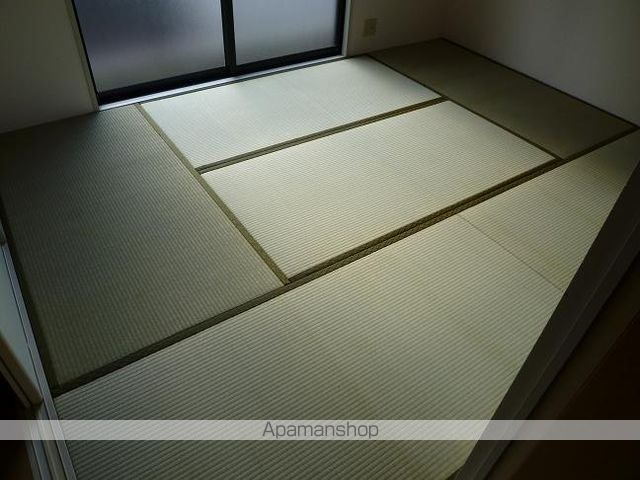 ファミーユ美津A棟の内装写真