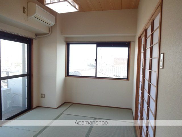 マンション彩景の内装写真