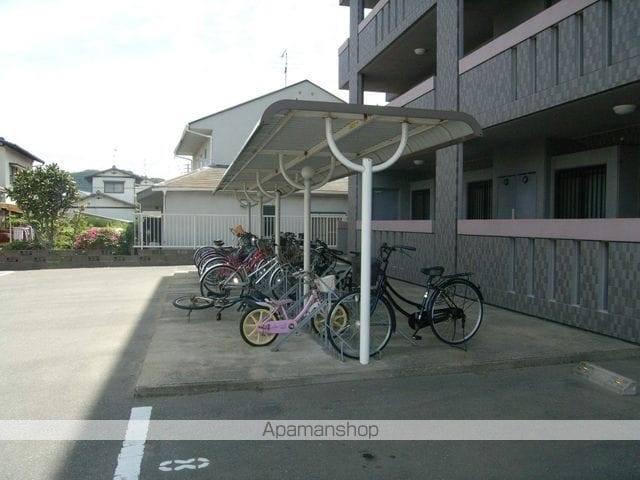 レフィナード今宿の外観写真