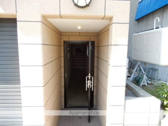 MKコート元町の玄関写真