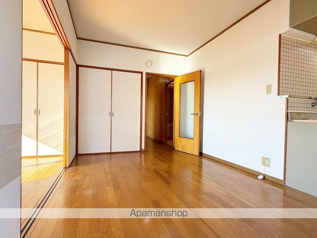 尾野スカイハイツIIIの内装写真