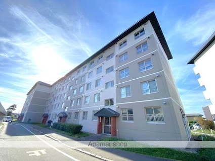 ヴィラナリー函館６号棟（ヴィラナリーハコダテロクゴウトウ[3DK/61.12m2]の外観1