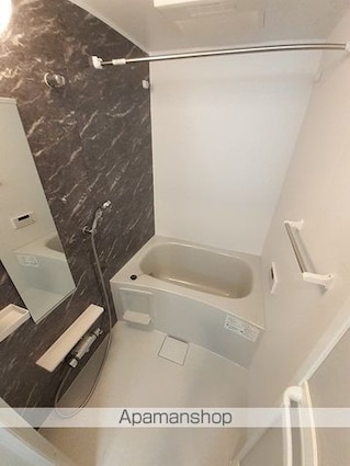 愛媛県新居浜市下泉町１丁目[1R/32.23m2]のバス