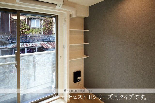 ヒカルサ和歌山鳴神IIの内装写真