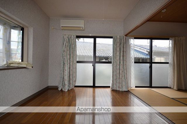 アクールの内装写真