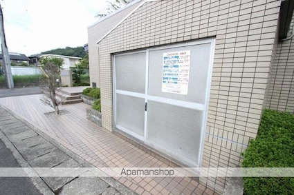 サーパス屋島[3LDK/69.95m2]の共用部1