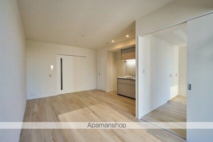 Ｗｈｉｔｅ　Ｔｏｗｅｒ　Ｈａｍａｍａｔｓｕｃｈｏ[1LDK/47.39m2]のリビング・居間