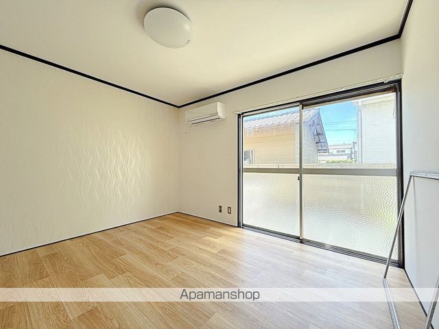 栄ハイツの内装写真