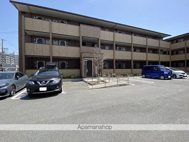 ロータス長町 A棟の外観写真
