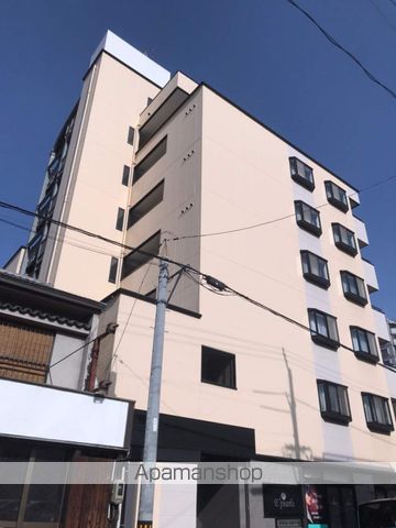 ロイヤルスミスの外観写真