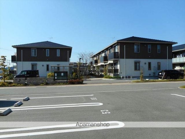 和歌山県和歌山市内原[2LDK/55.56m2]の駐車場3