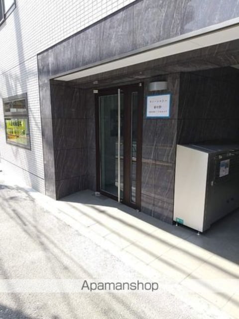 東京都中野区本町５丁目[1LDK/39.56m2]のエントランス