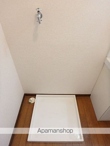 タウンハウス中忠の内装写真
